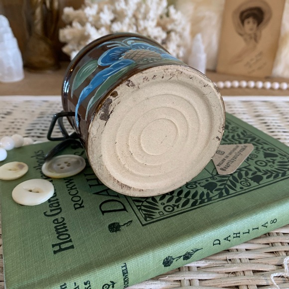 Vintage Stoneware Crock 🦋 - Picture 5 of 8